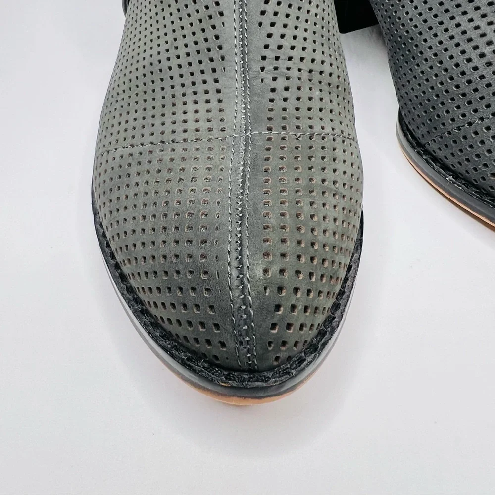 Vince Camuto women’s size