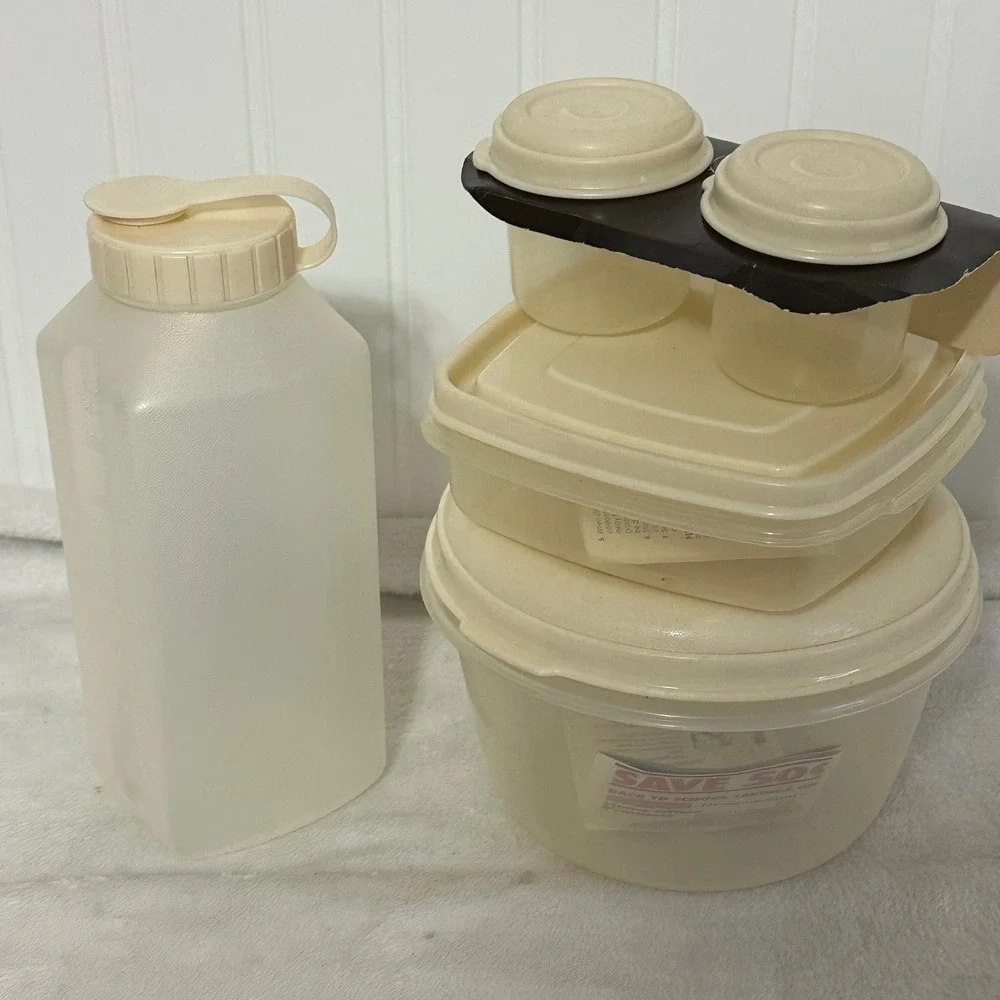 Rubbermaid **please see