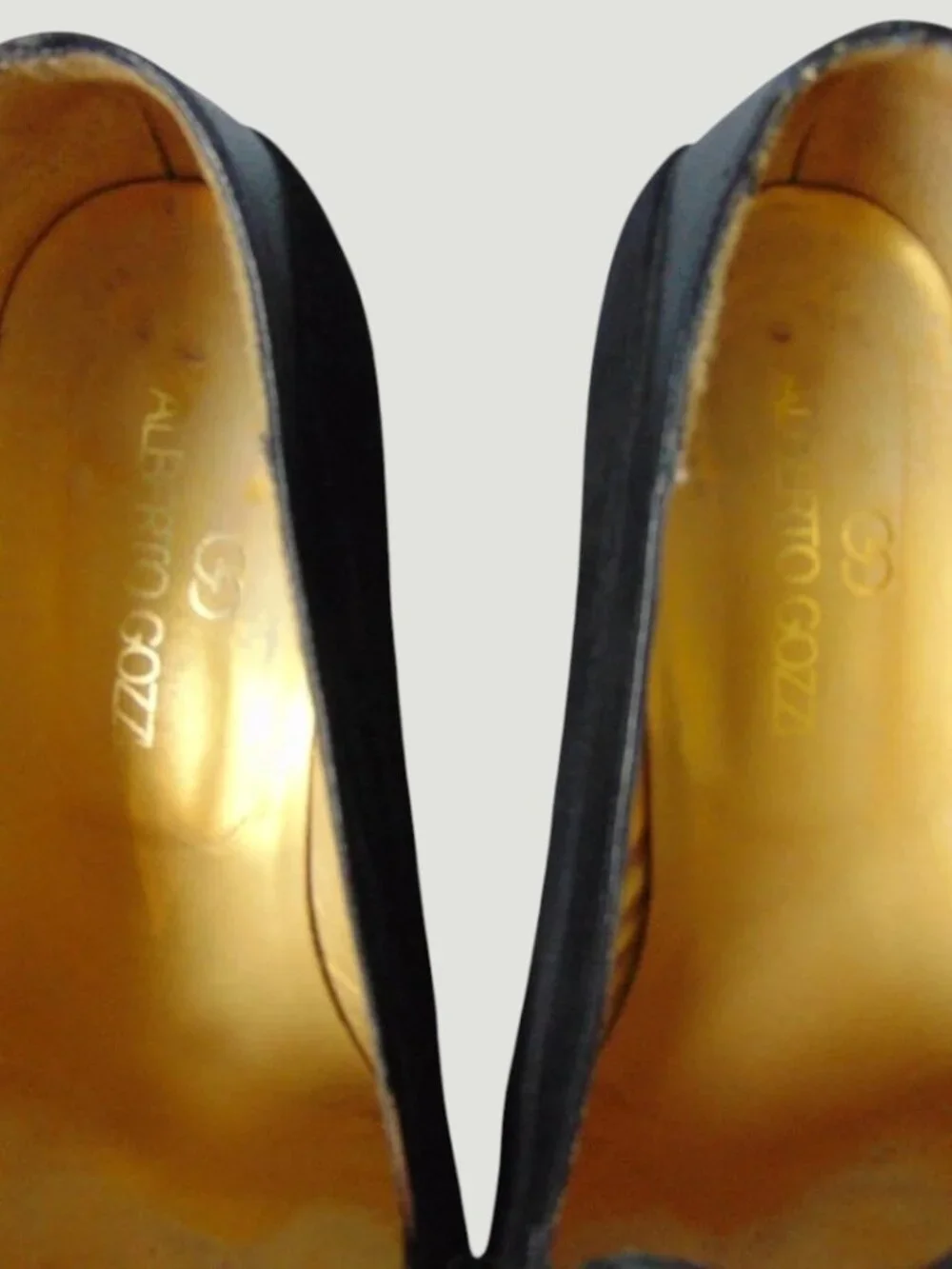 Alberto Gozzi elegant vintage