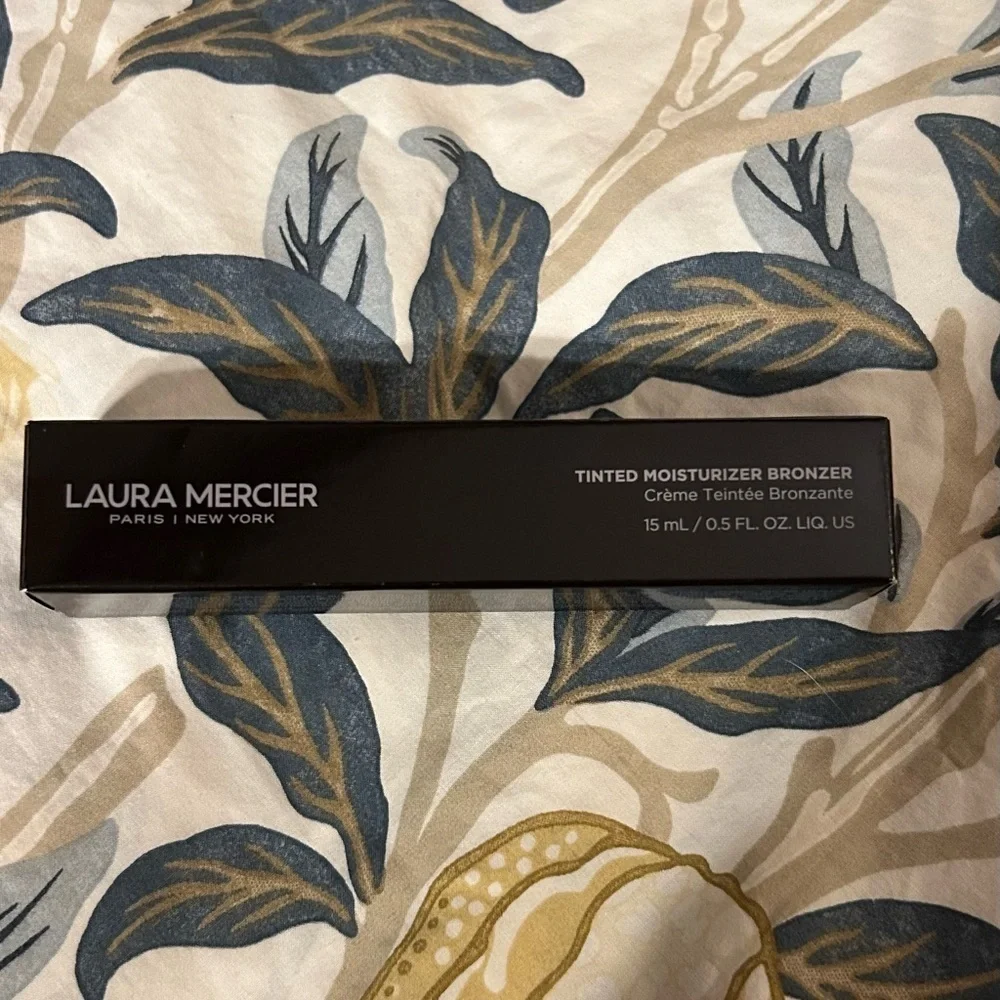 laura mercier nib what