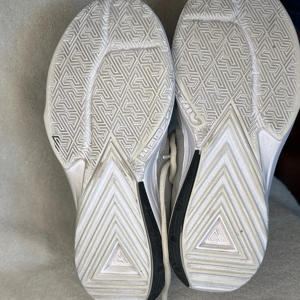 Nike sleek sneakers