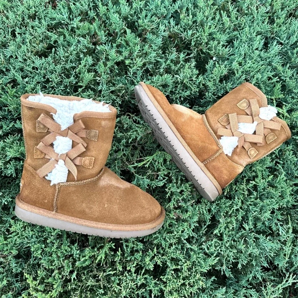 Koolaburra By UGG preowned girls