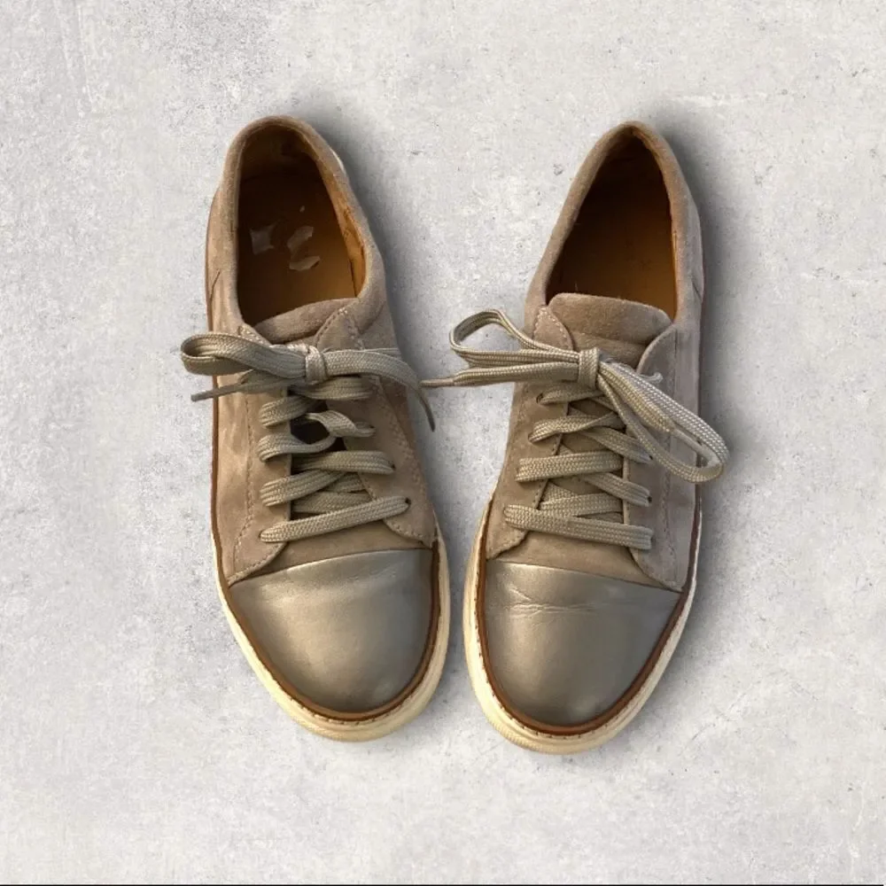 𝅺: : Caslon Suede Metallic & Grey Sneakers : :​