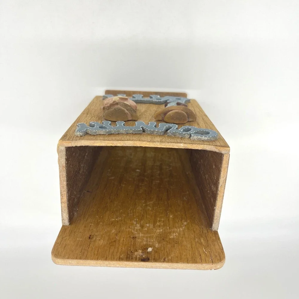 N/A vintage wooden