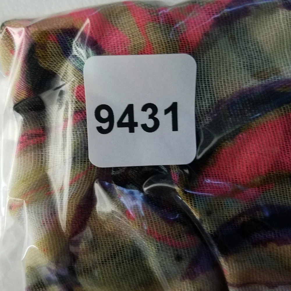 N/A type scarf