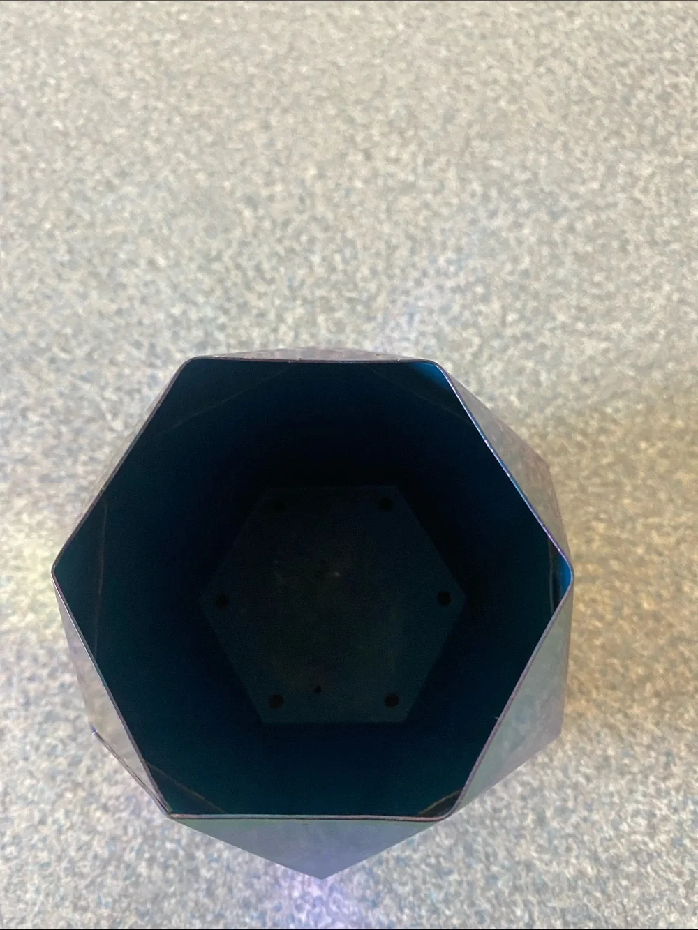 N/A stylish iridescent