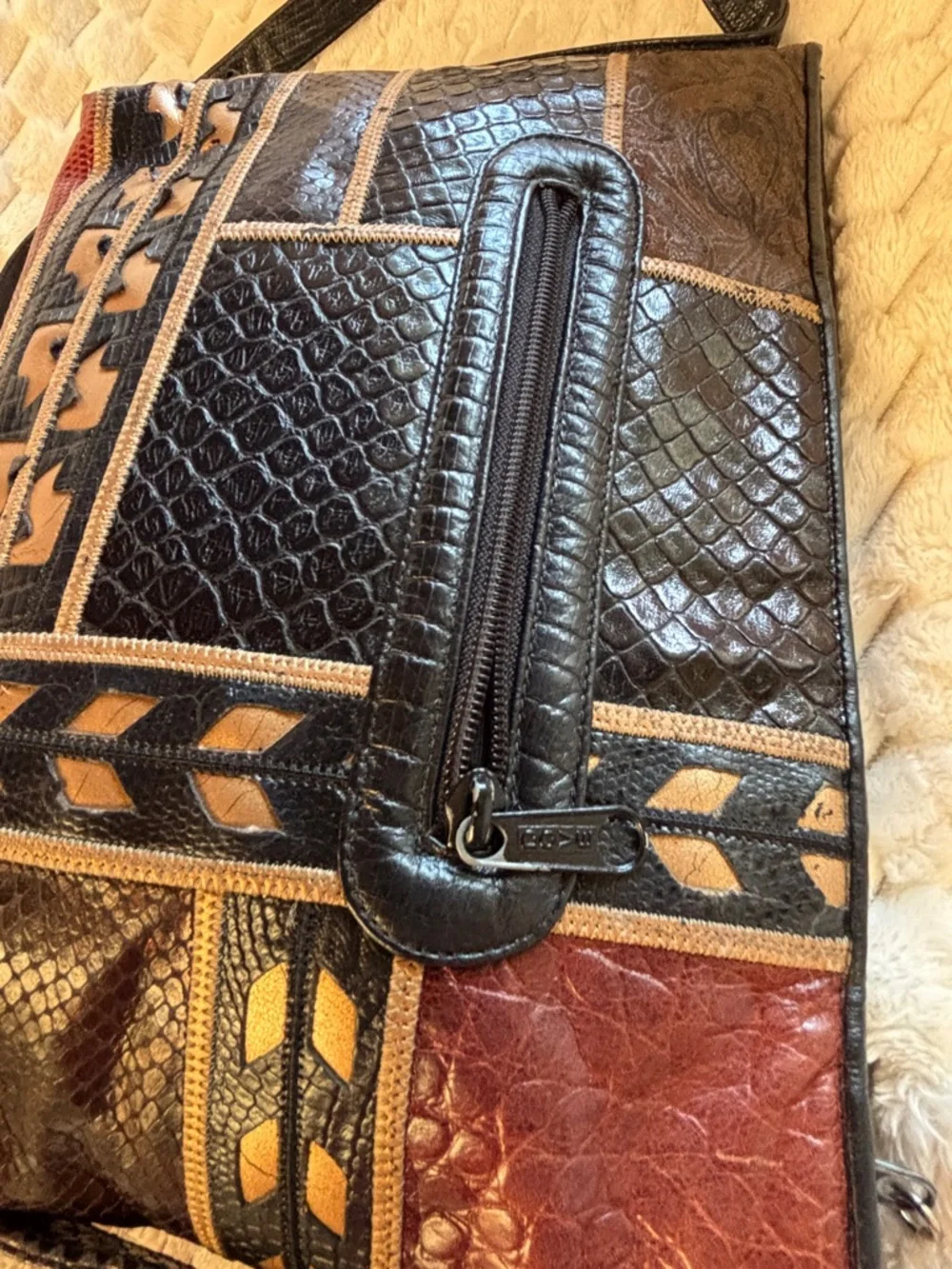 Price Drop** Sharif USA Snake Skin Patchwork Leather bag Black Gold brown