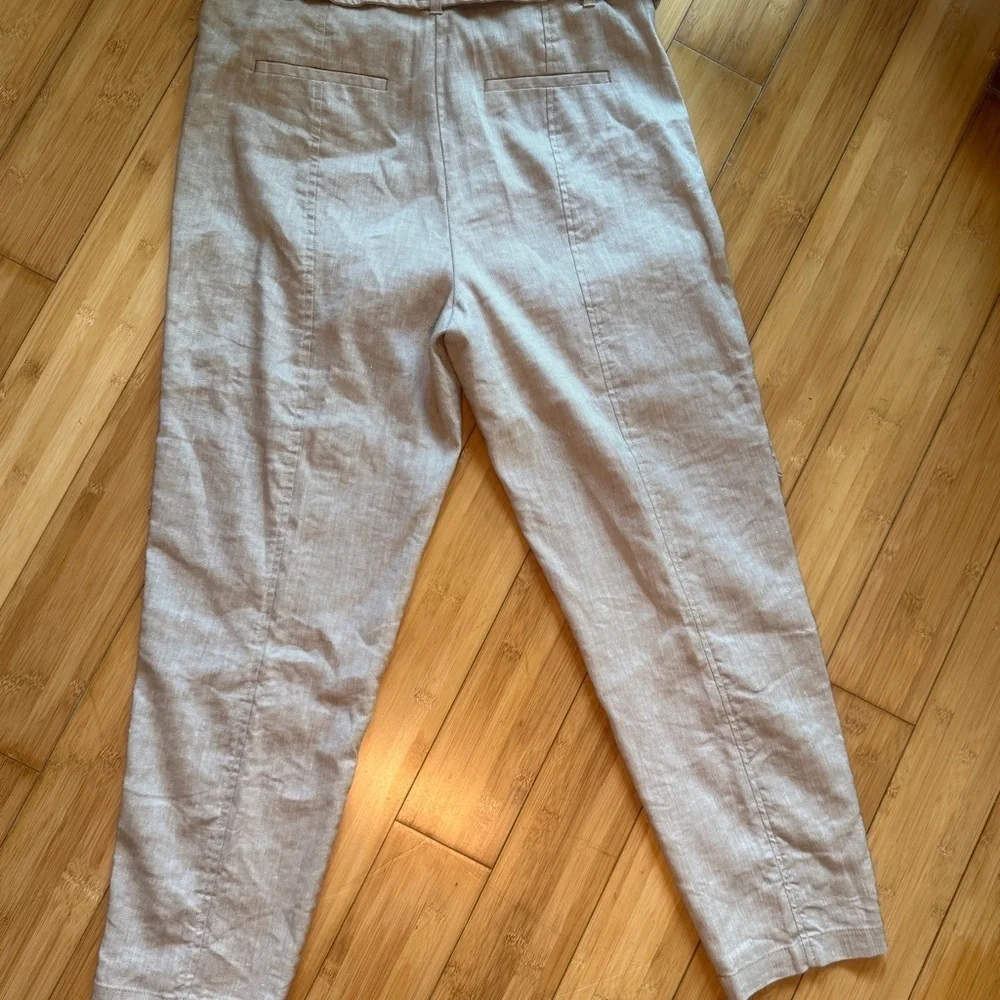 White House Black Market great wear