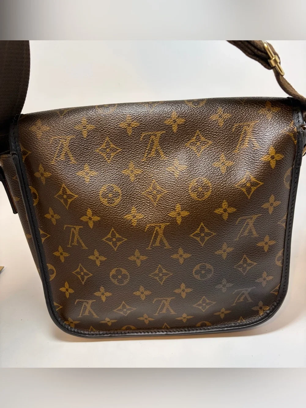 Louis Vuitton black 2006 photos