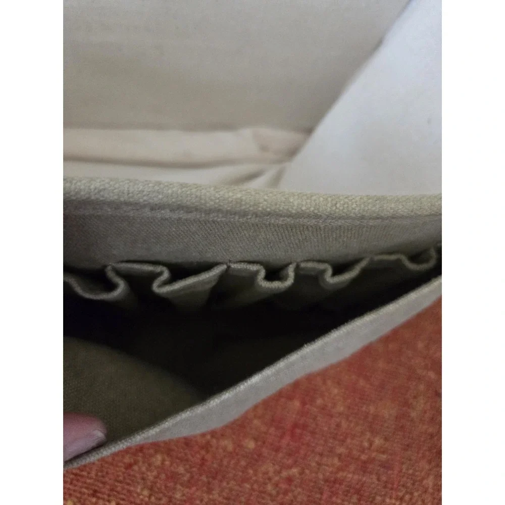 Duluth Trading Co bottom side
