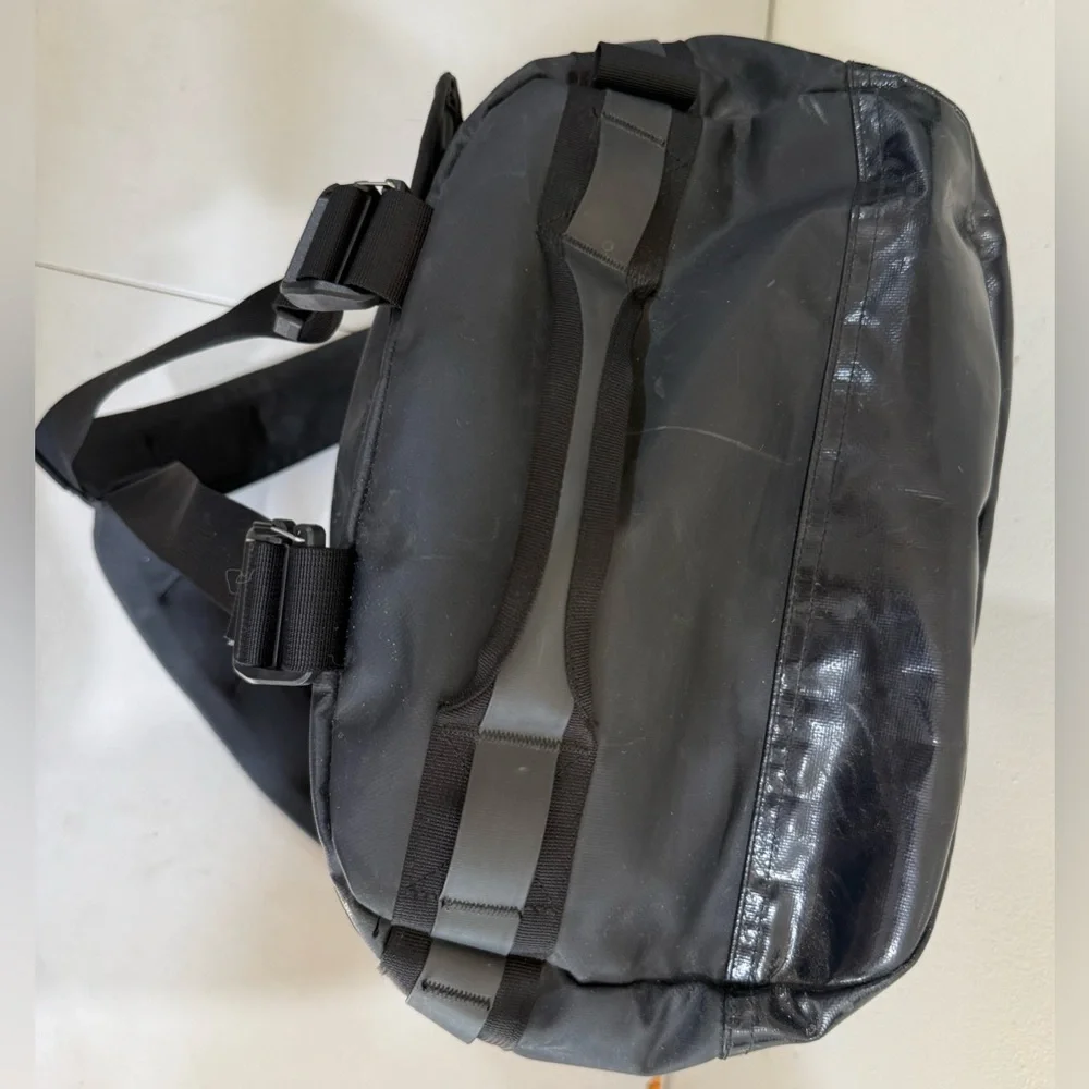 Baboon To The Moon durable black