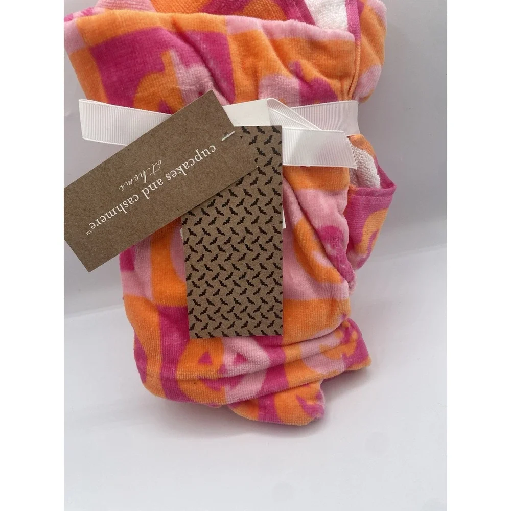 cupcakes & cashmere cupcakes cashmere