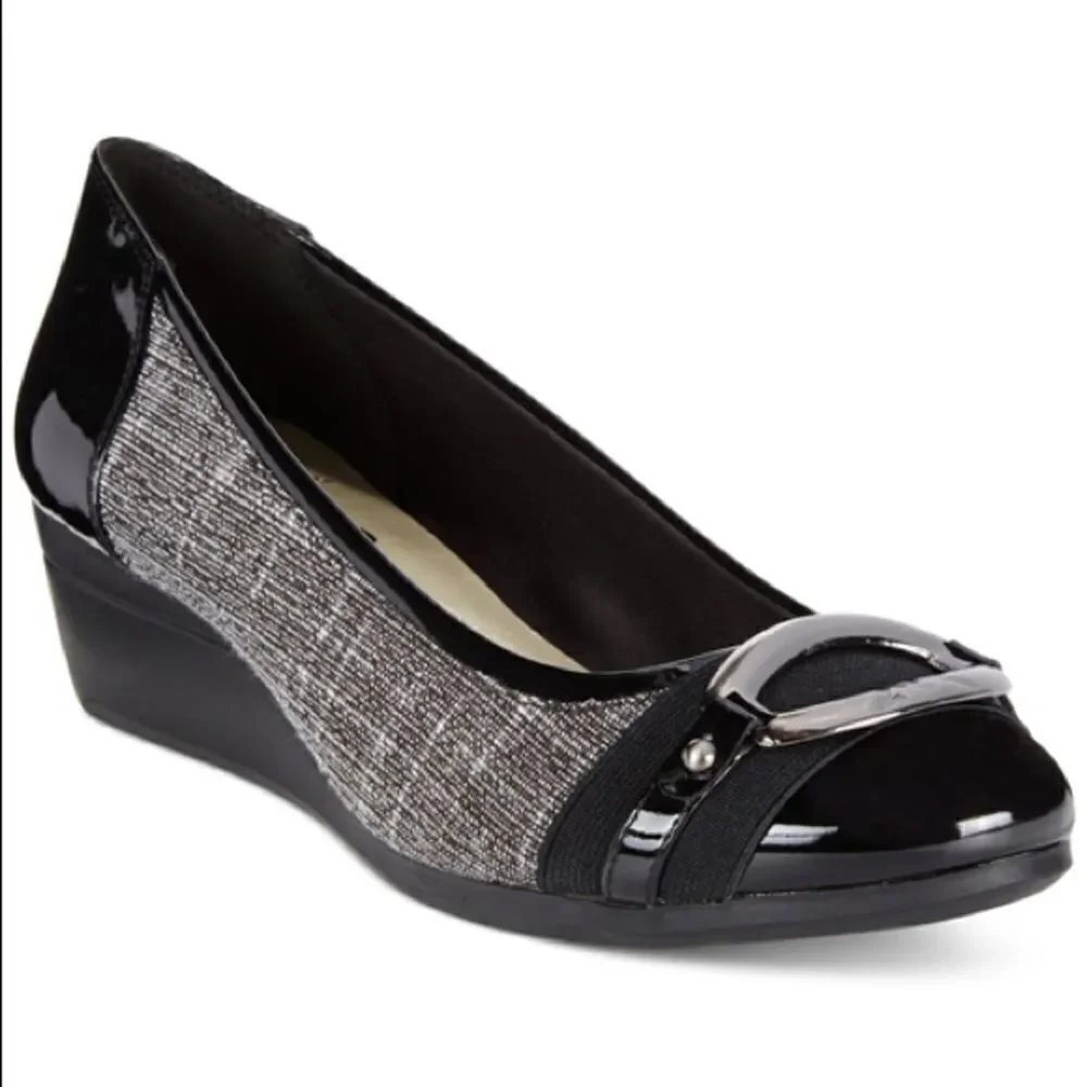 Anne Klein Sport Sadique Patent leather and tweed wedges‎ Size 8.  B71