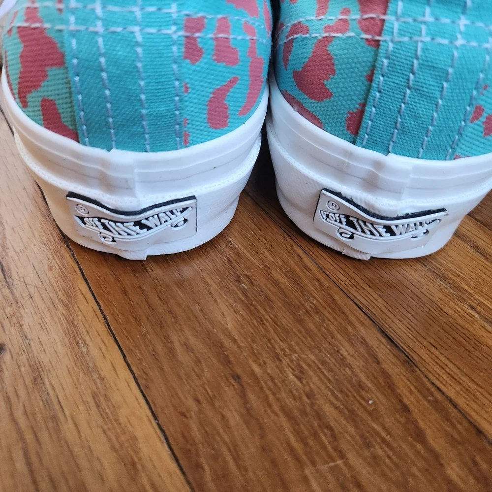 Vans stylish classic