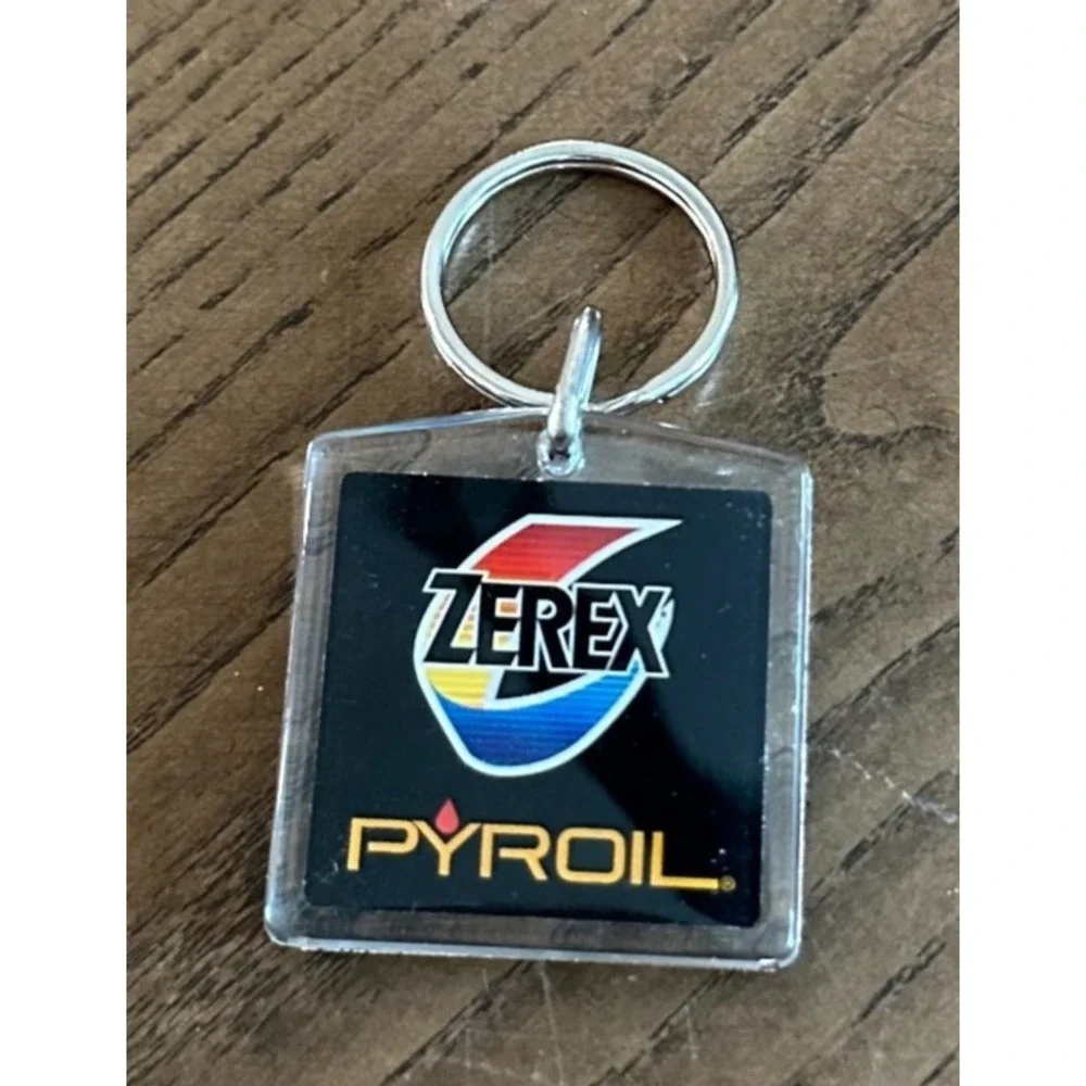 Vintage Valvoline Zerex Pyroil Motor Oil Advertising Keychain Auto Collector
