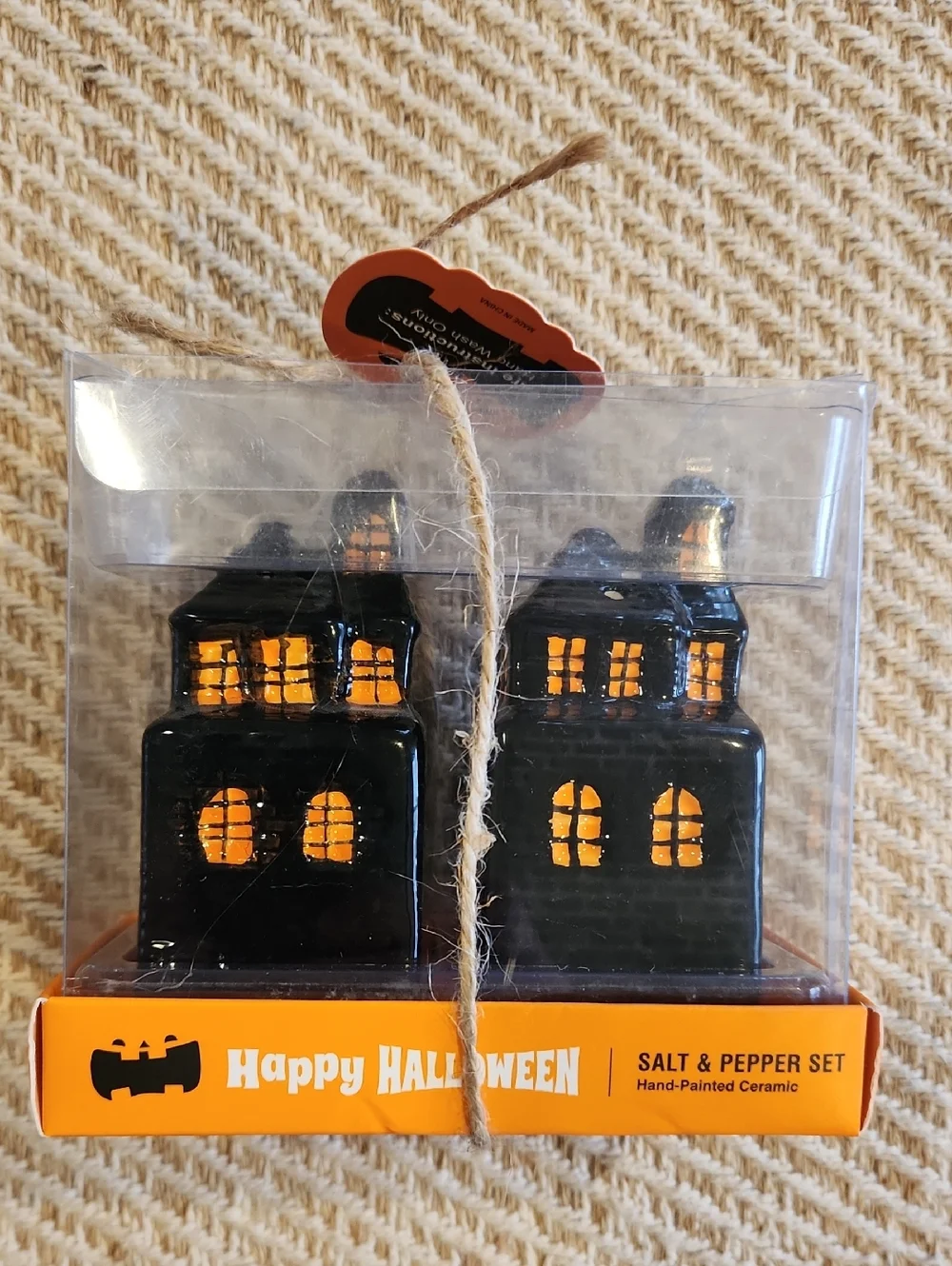 Halloween add spooky