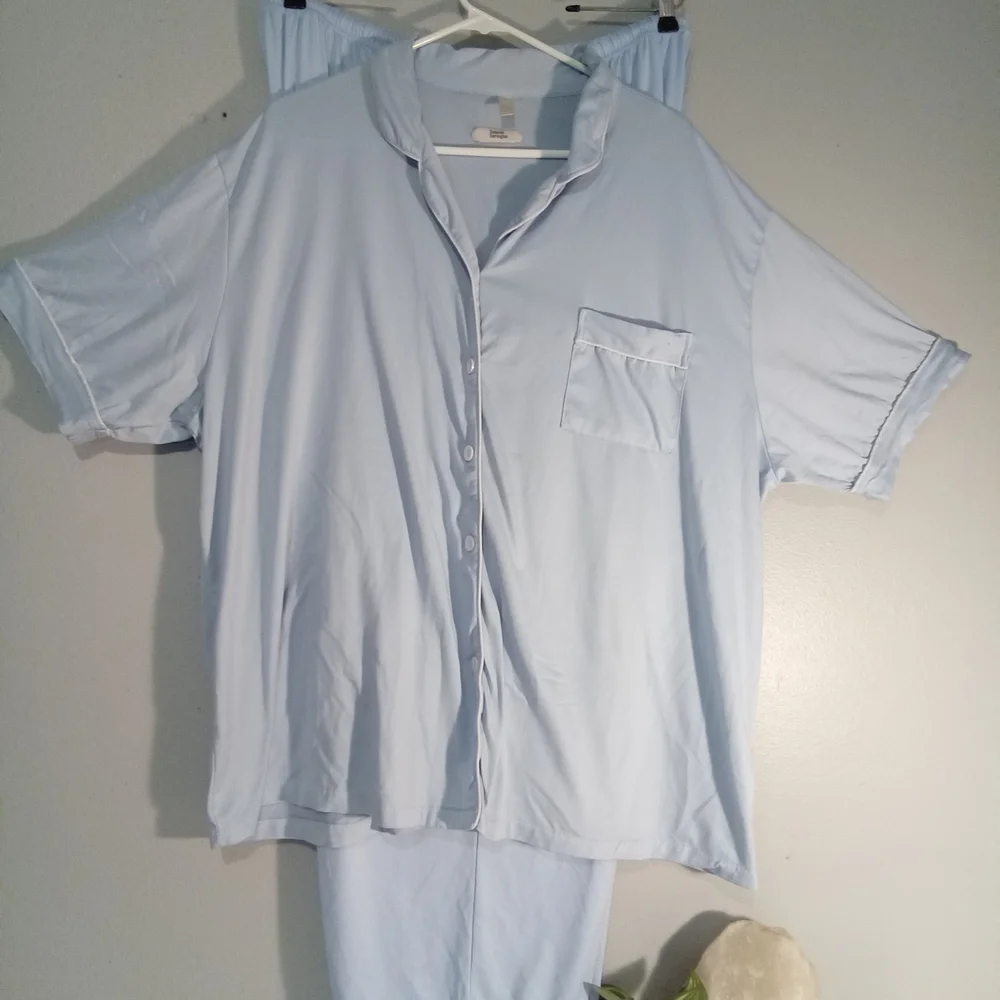 4X Light Blue Pajama‎ Set. Beautiful 2 pieces.