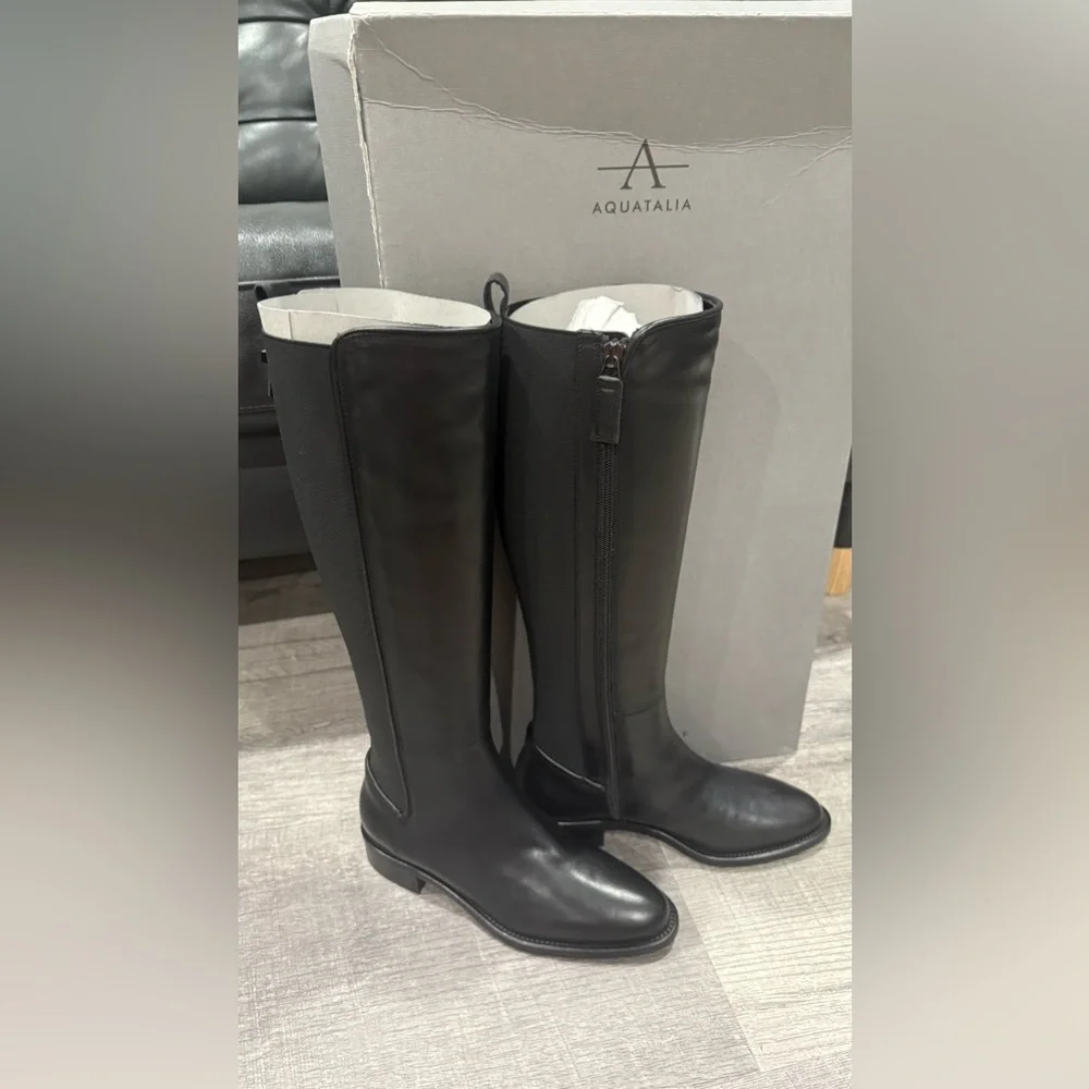 Aquatalia Nastia Calf Elastic Black‎ Leather Knee-High Boots