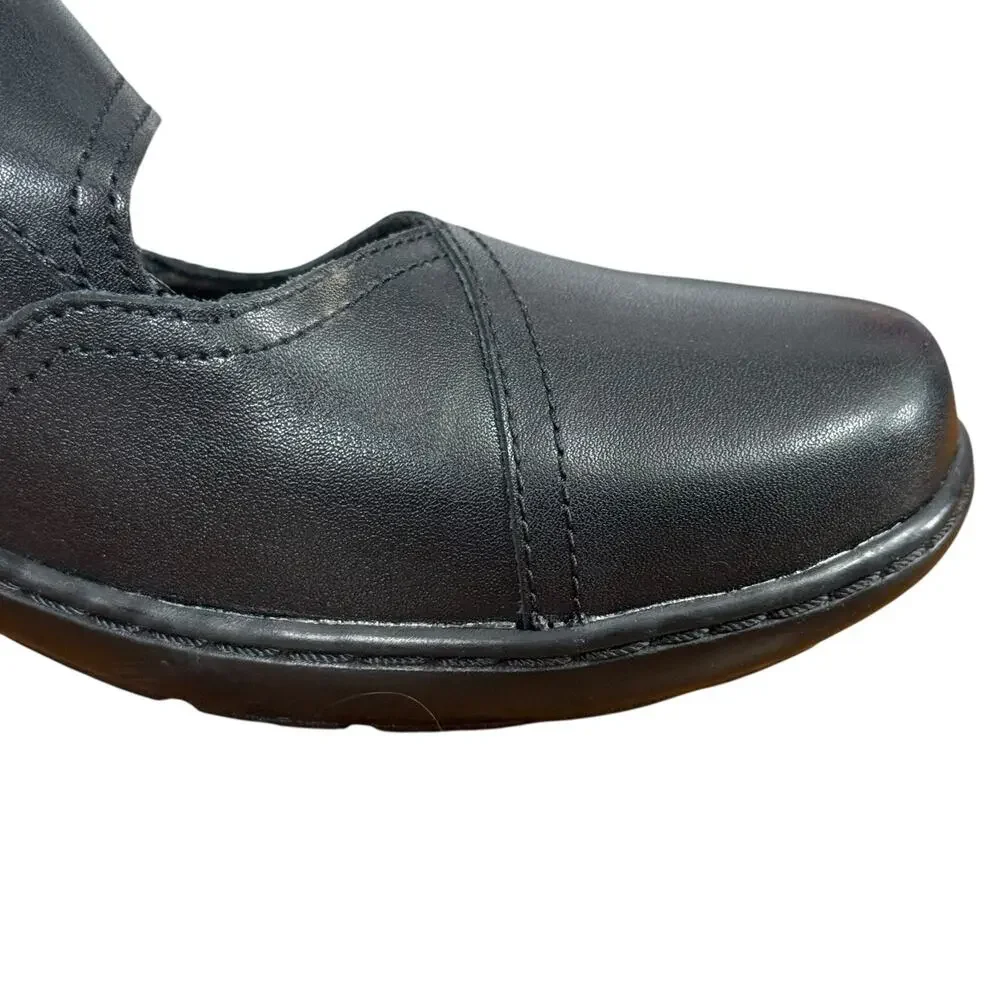 Clarks good used