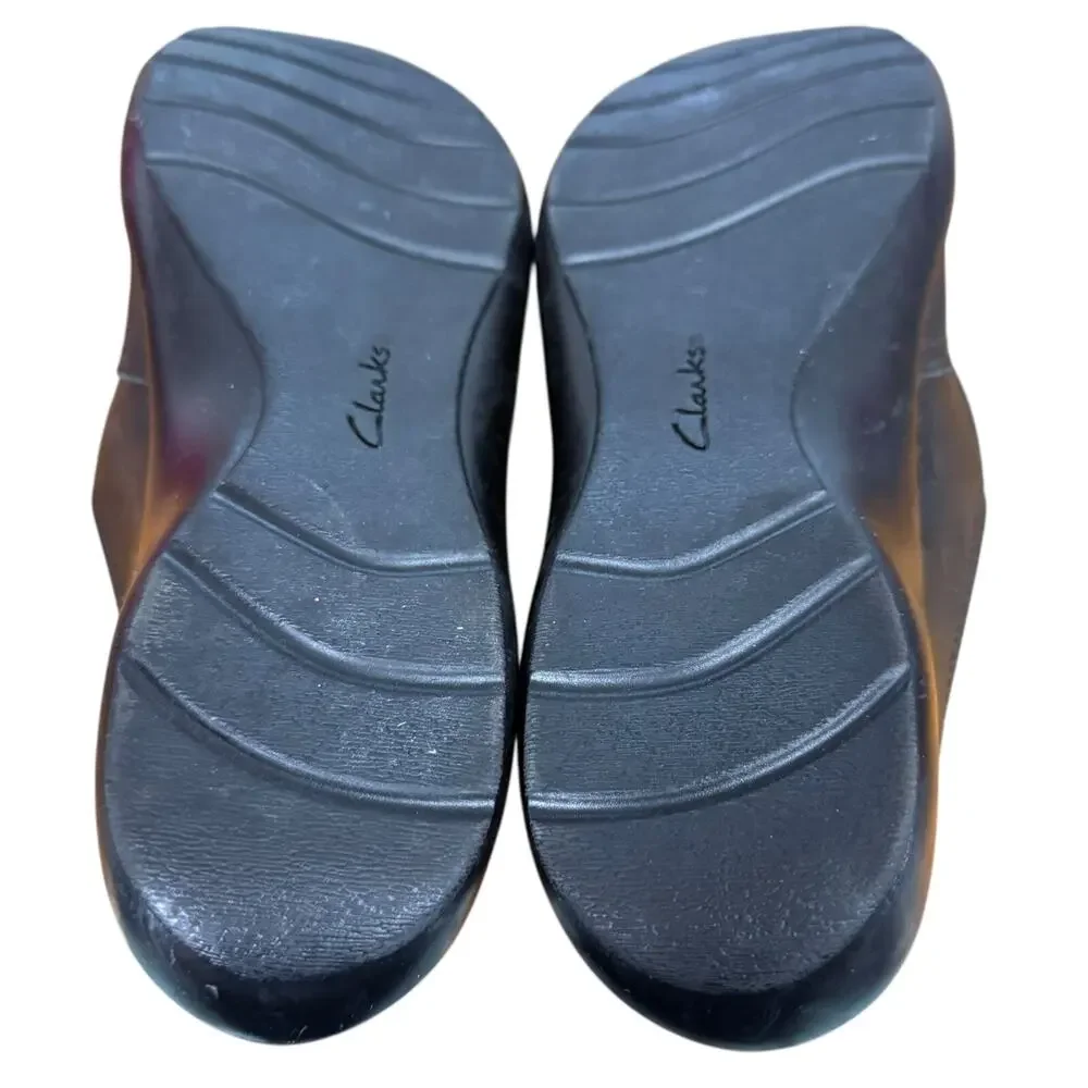 Clarks good used