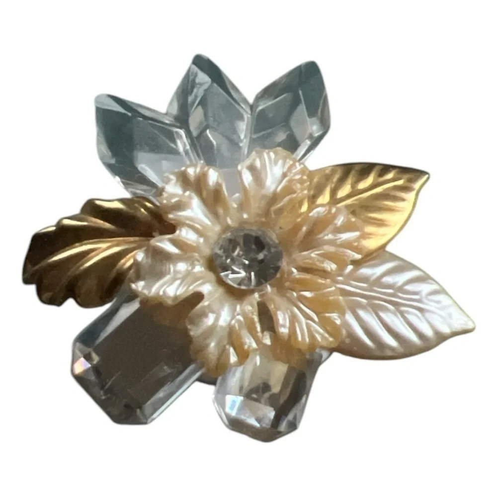 Vintage Statement Brooch Pin Trendy Pearl Flower Gold Leaves Clear Crystal Stone