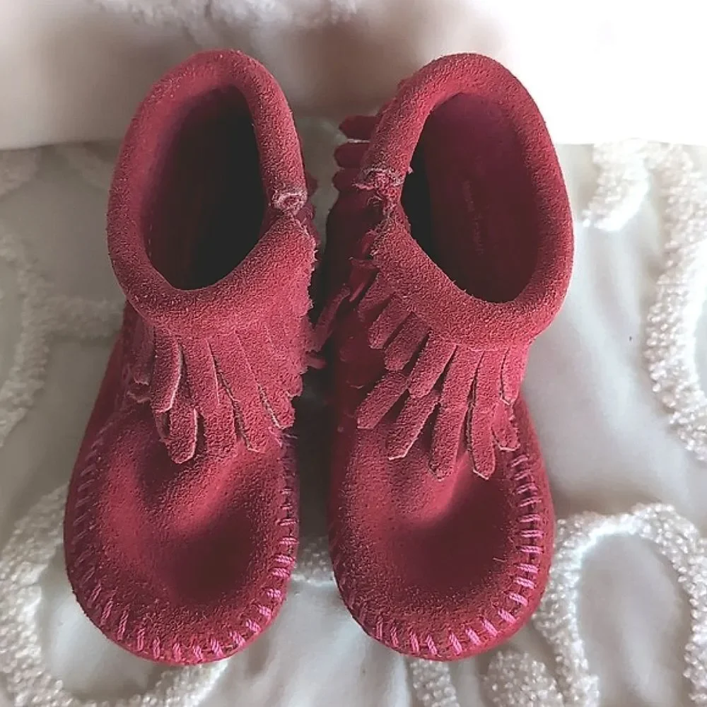 Minnetonka 🩷 size statement