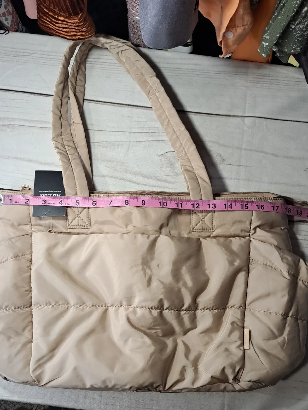 N/A lightweight quilted