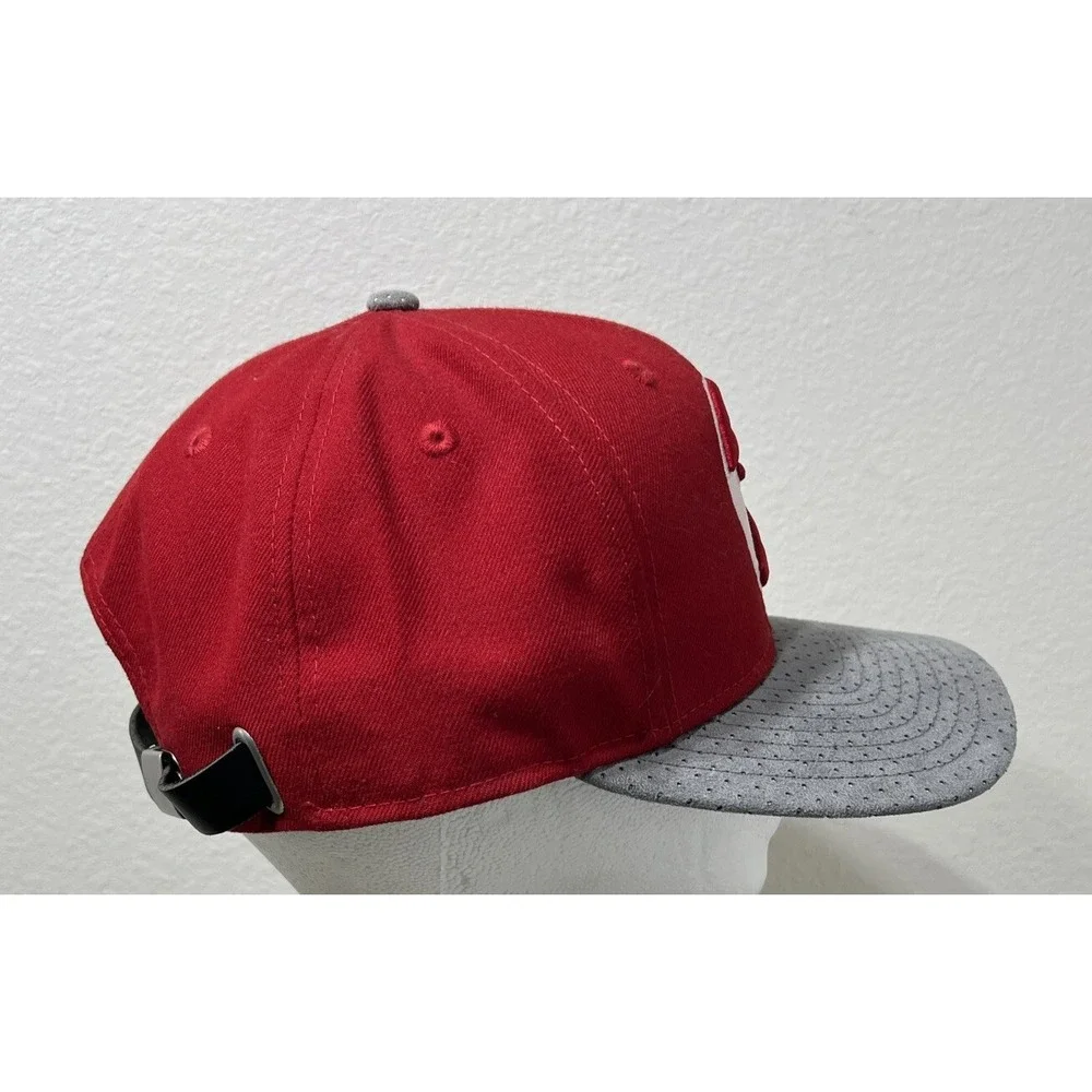 New Era excellent preowned