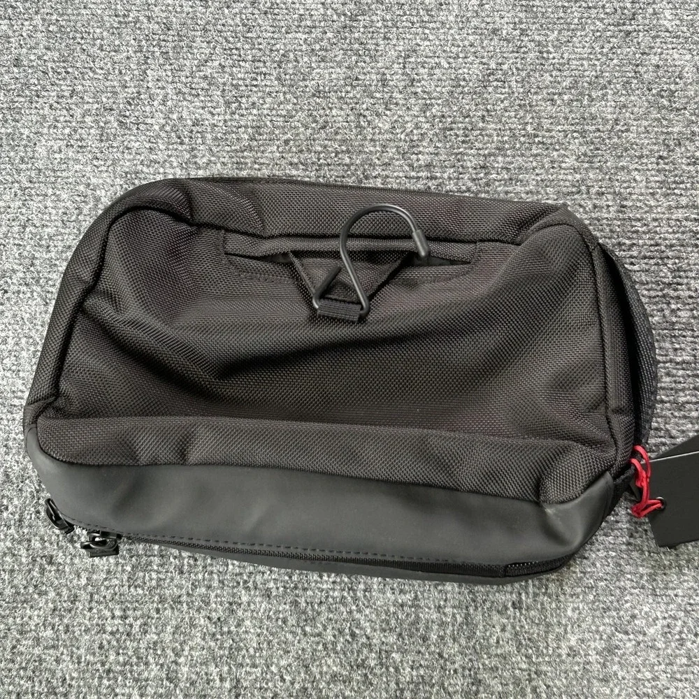 Tumi brand style