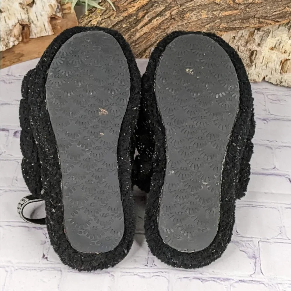 UGG combining slipper