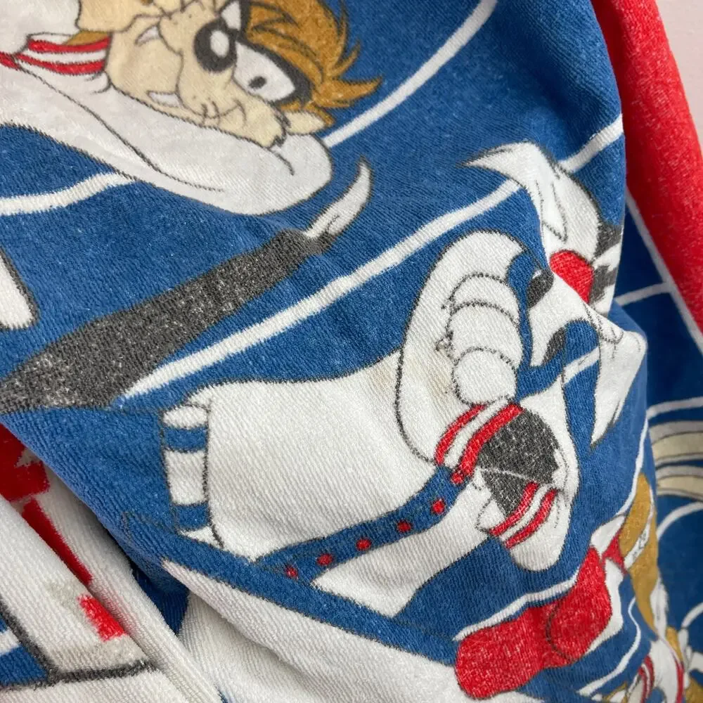 Warner Bros. vintage towel
