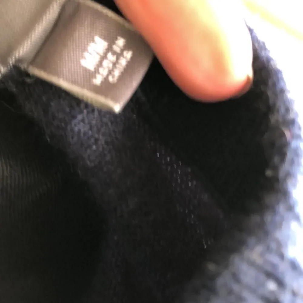 Vince V-Neck 💯Cashmere Sweater