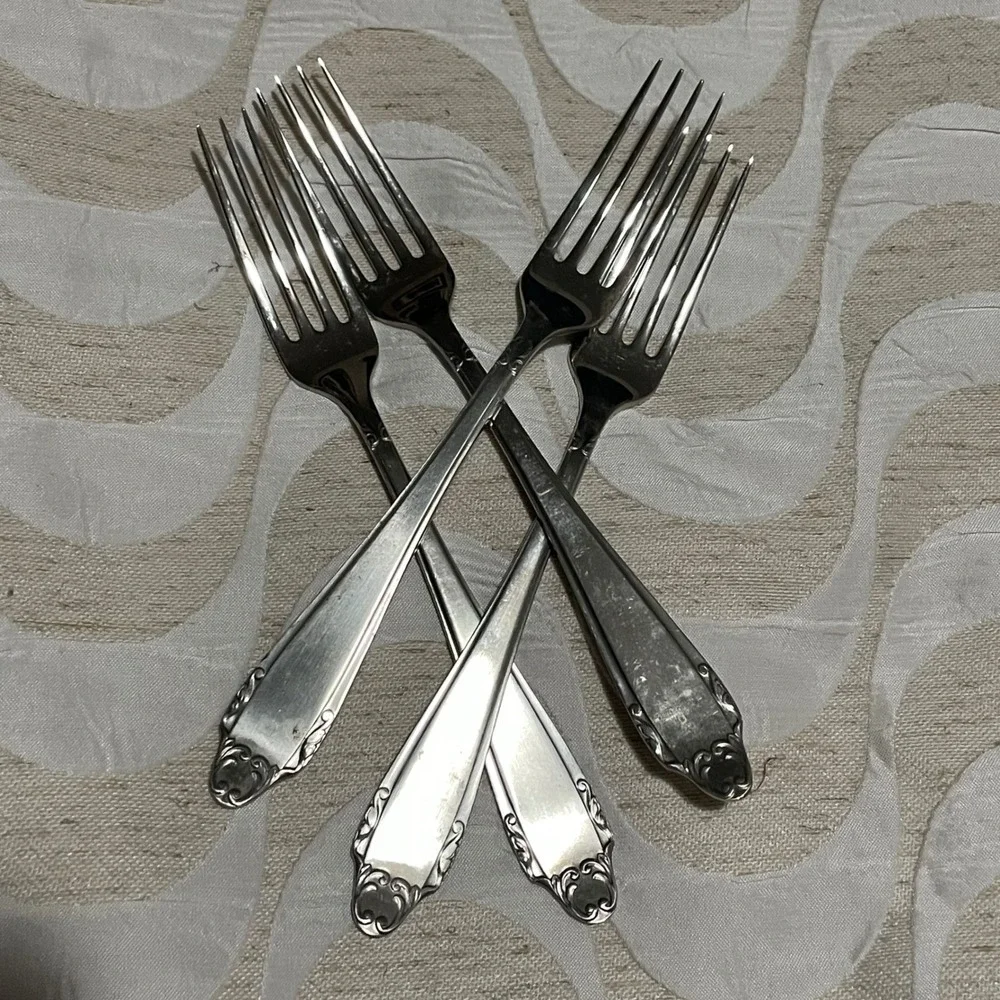 Set of 4 Vintage Magna Stainless Forks 12/12 Holland Ornate Dining Flatware‎