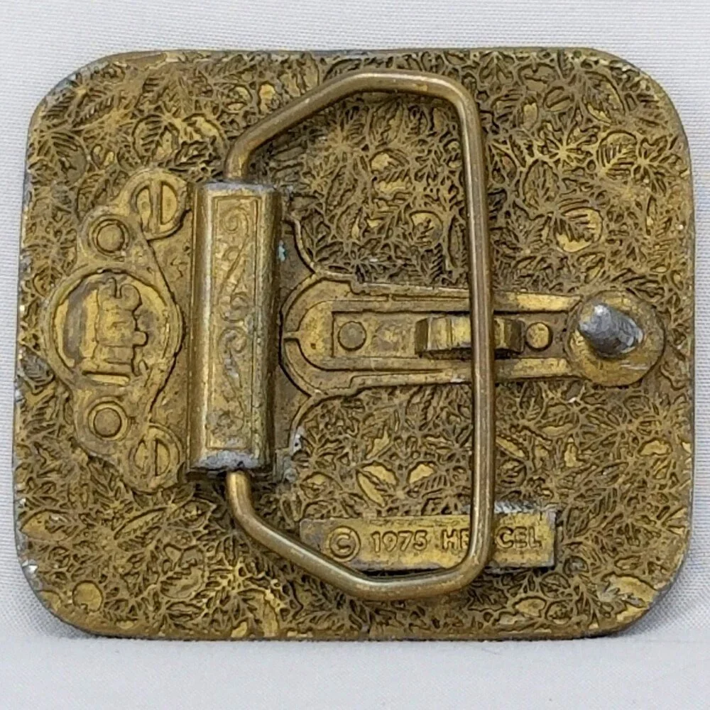 N/A vintage belt