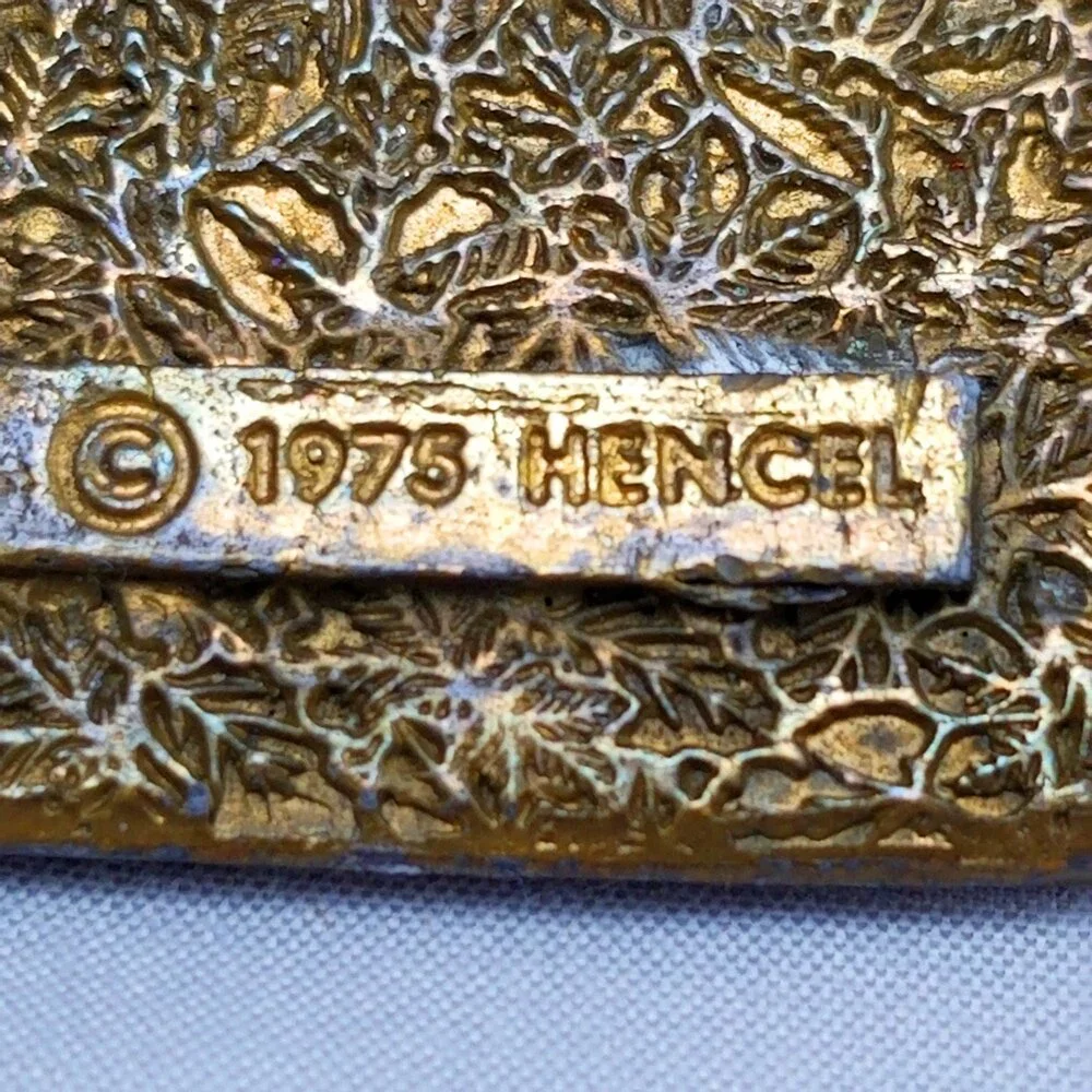 N/A vintage belt