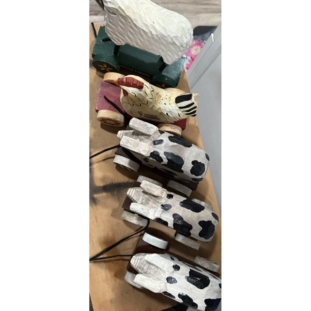 Design Masters wood pigs