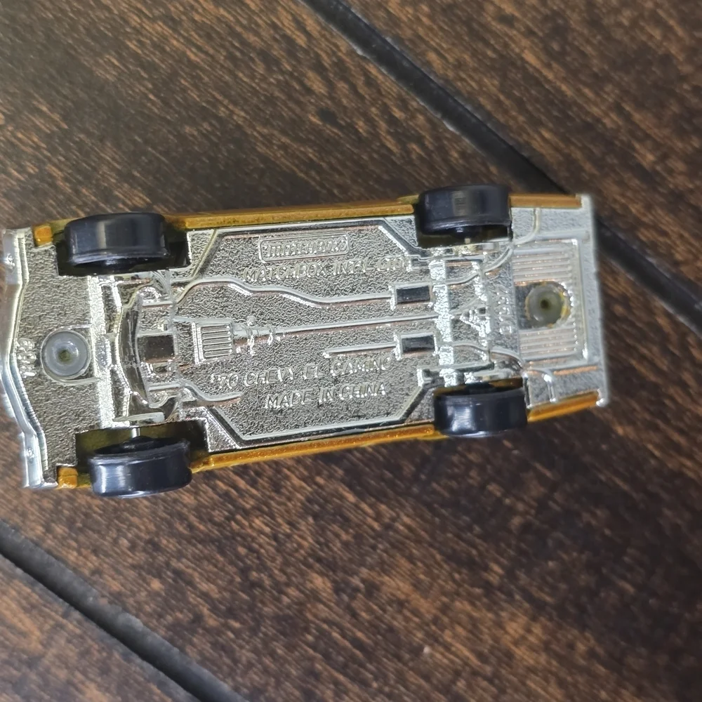 Matchbox and HotWheels vintage matchbox