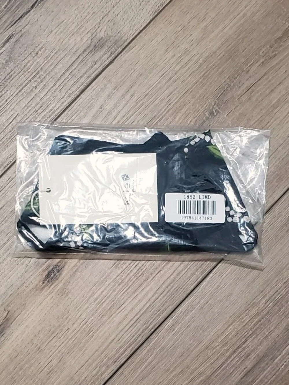 Kyte Baby Bib In Midnight Lily NWT/NIB