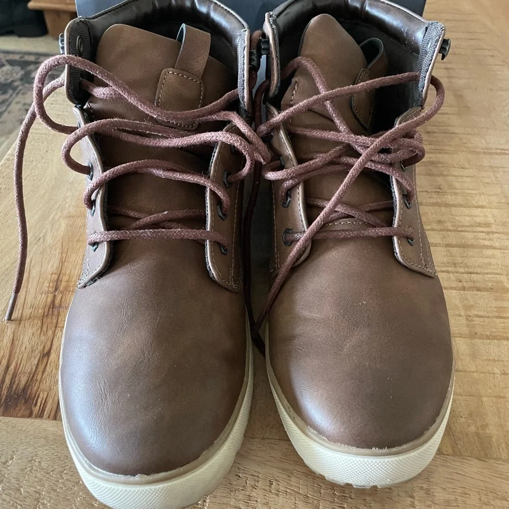 Goodfellow & Co Fashion Lace -Up Boots Size 9.5 Style Joey | Color Desert Tan |