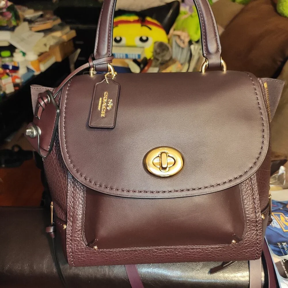 Coach auth nwt