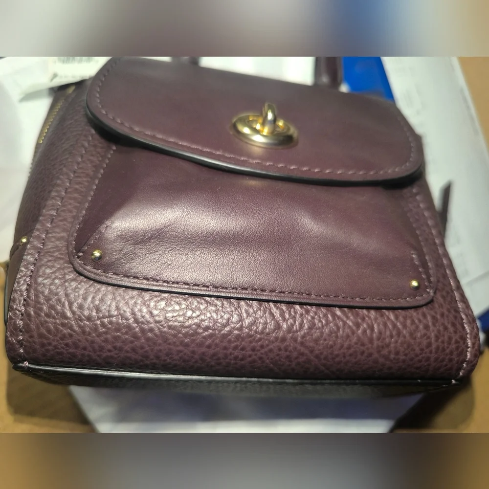 Coach auth nwt