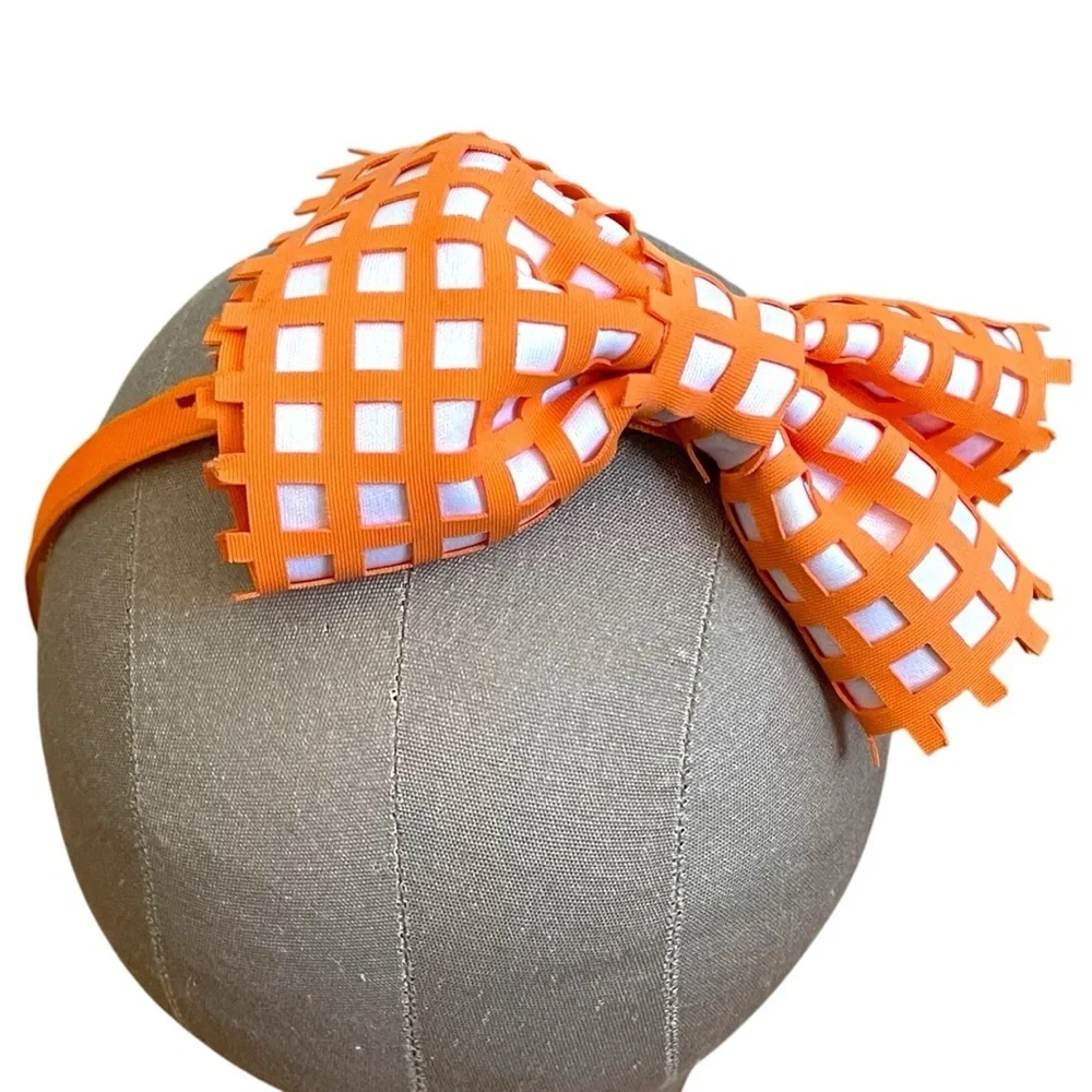 N/A orange bow