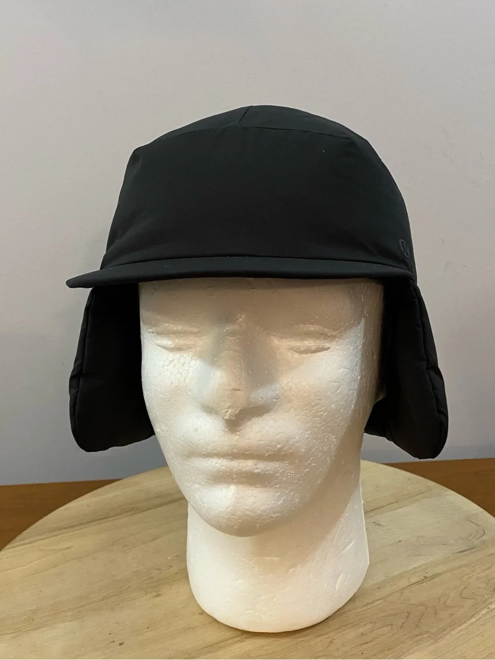 Lululemon Navigation Loft Trapper Hat Black XS/S Insulated Puffer Ear Flap Cap
