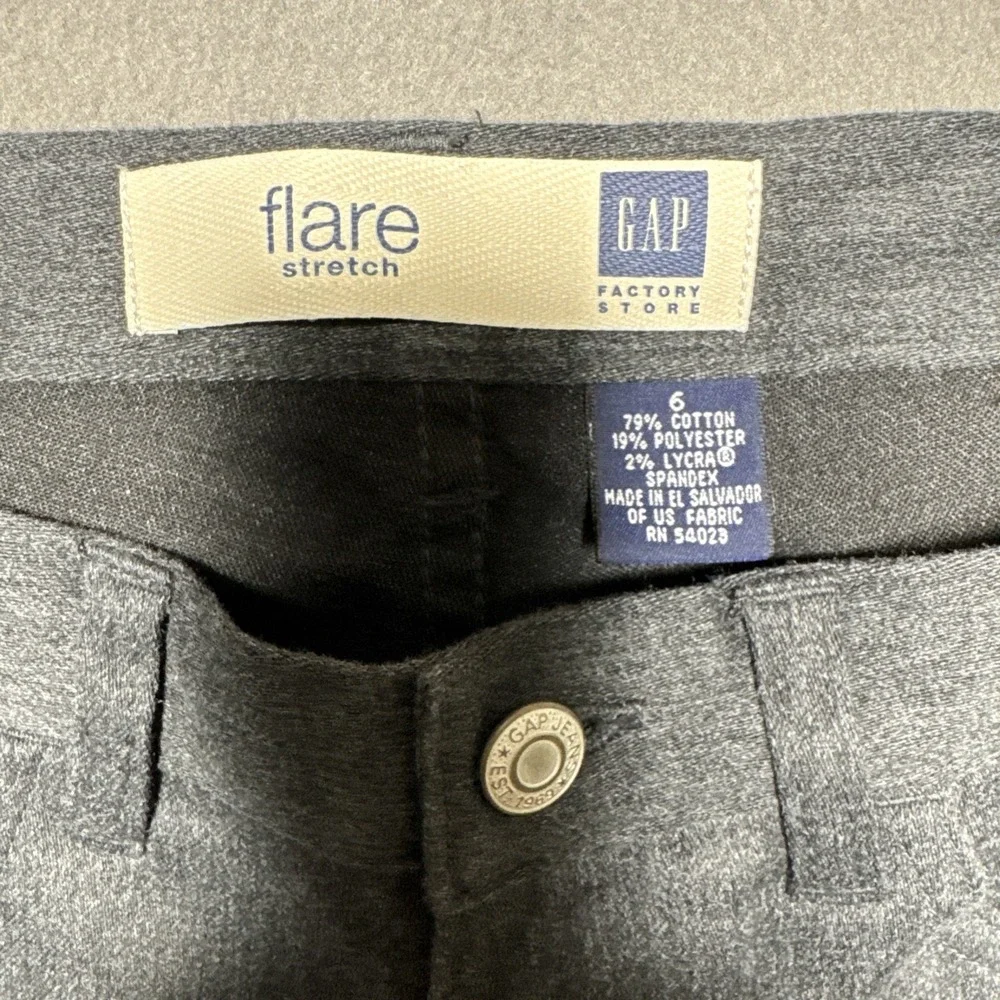 GAP minimal gray looking