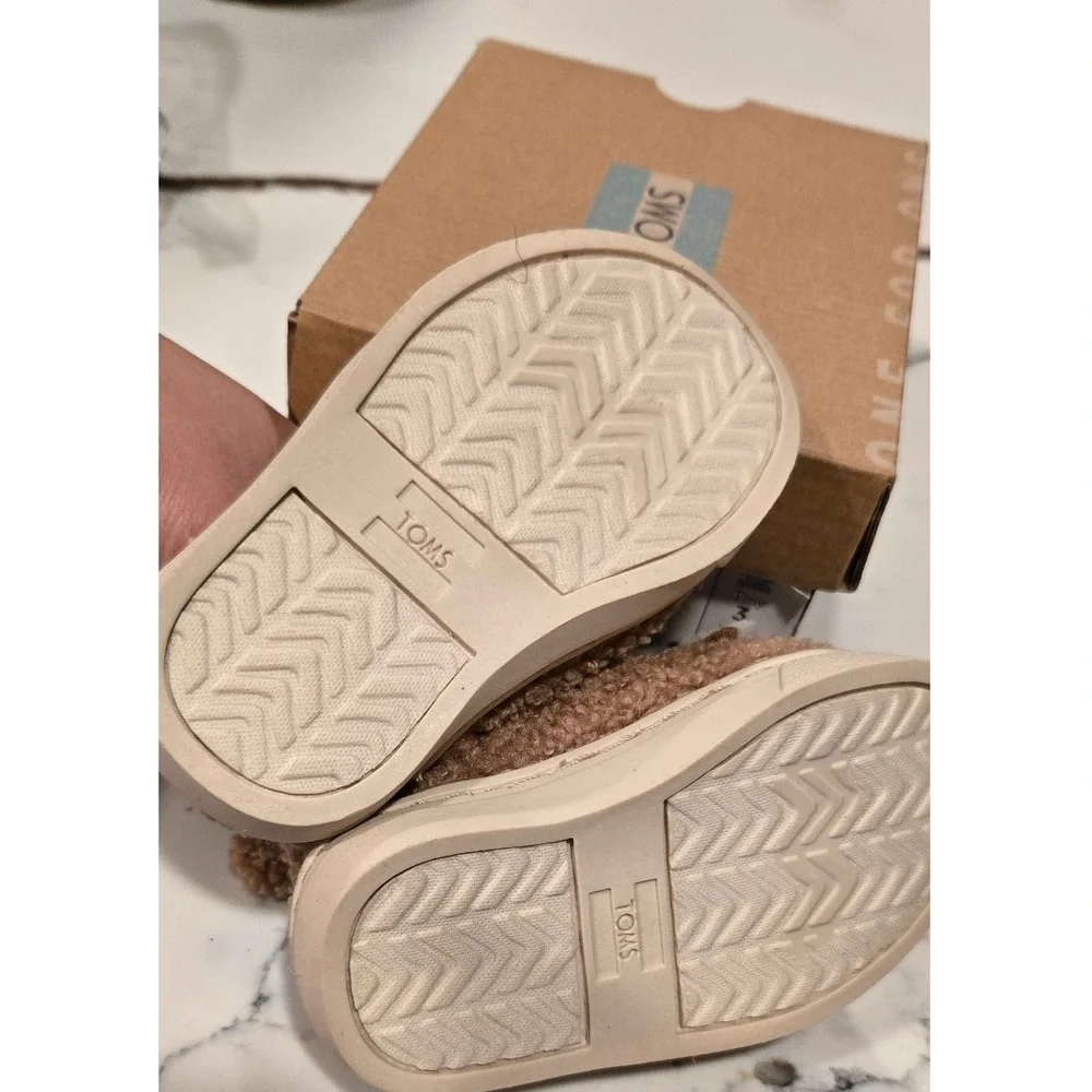 Toms flat gym insole