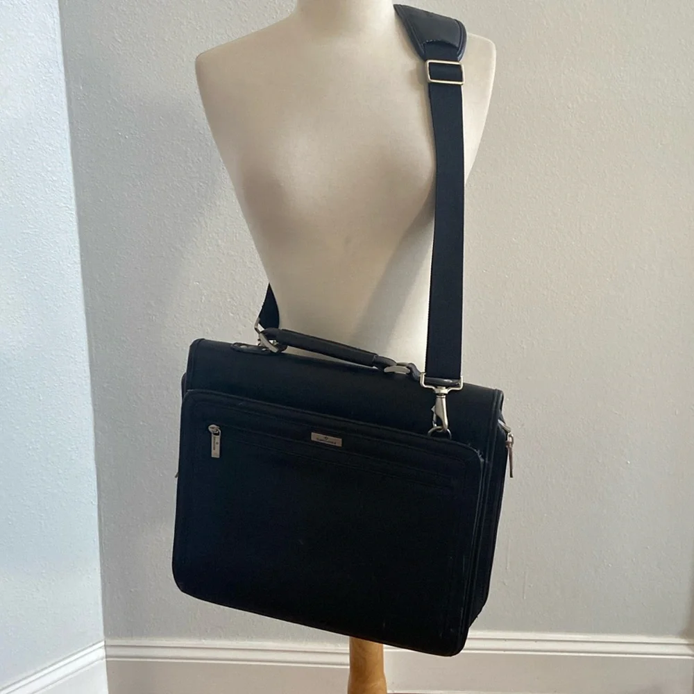 Samsonite 3 Ring Padfolio With Handles And Shoulder Strap‎