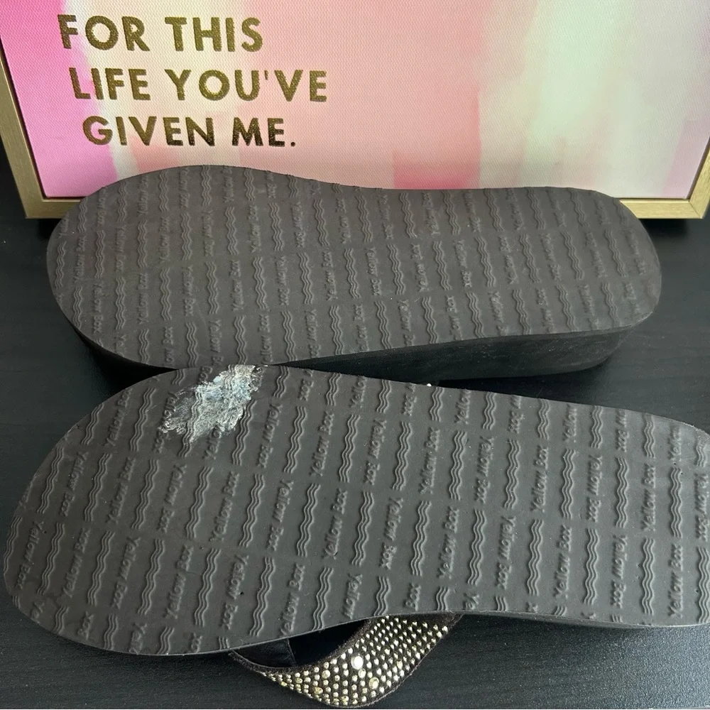 Yellow Box Flip flops