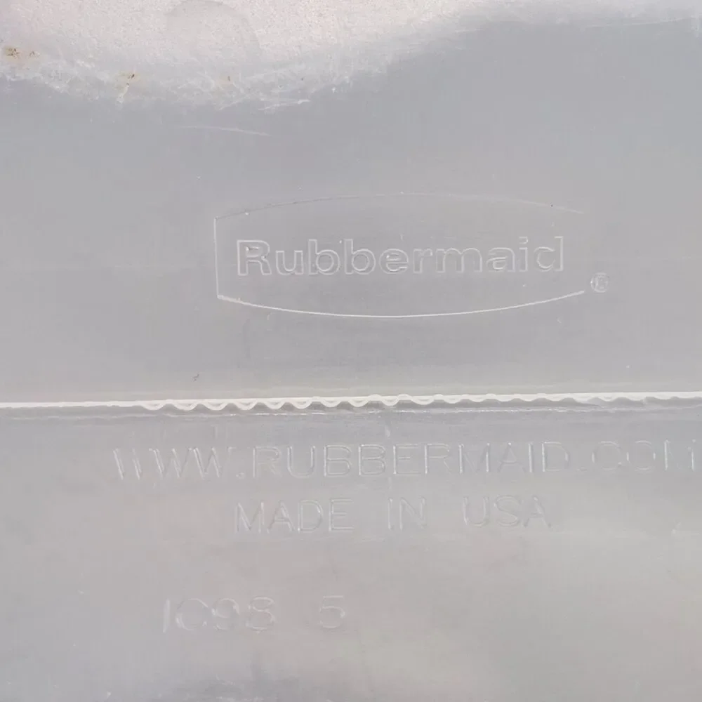 Rubbermaid servin saver