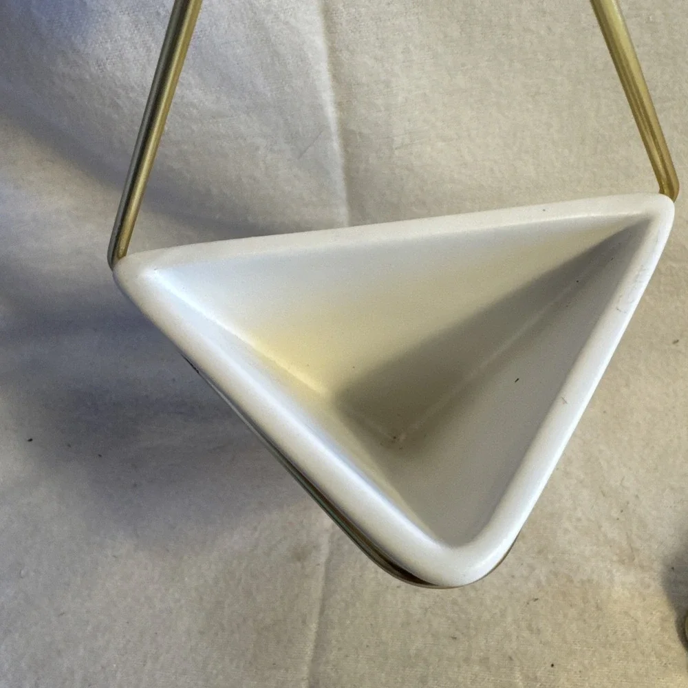 Umbra gently used