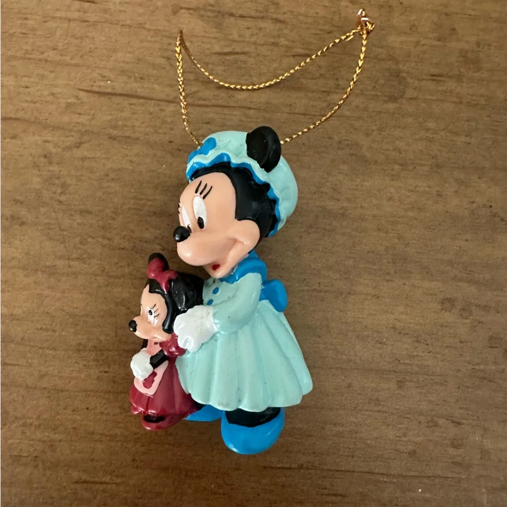Avon this vintage